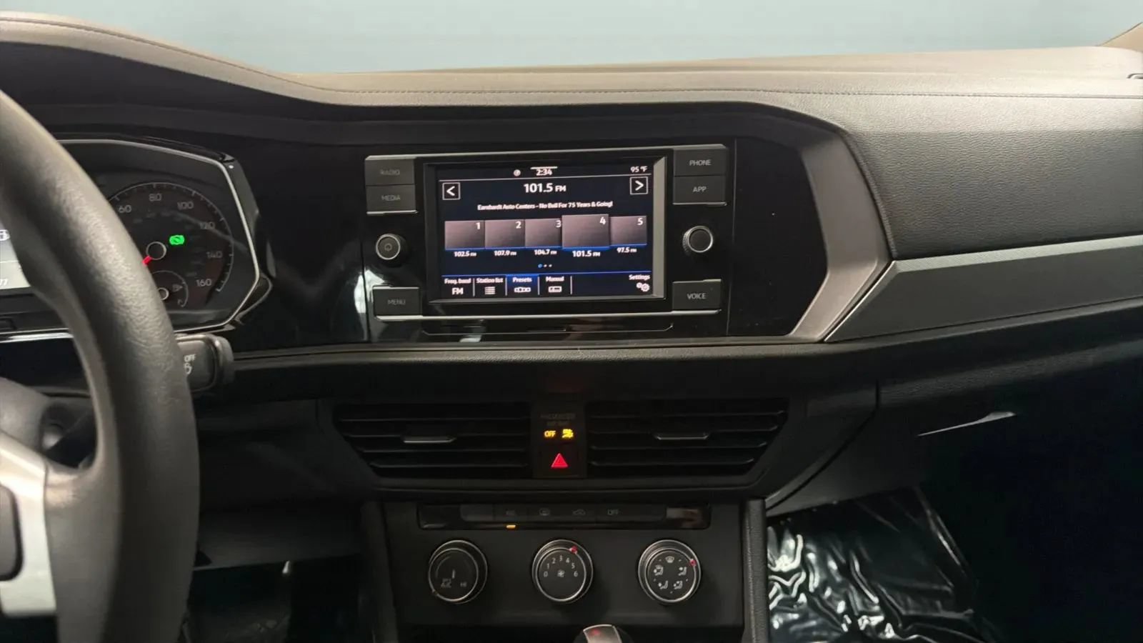 Used 2021 Volkswagen Jetta S FWD image 14