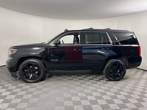 Used 2018 Chevrolet Tahoe LT image 2