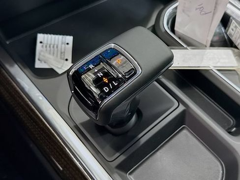 New 2026 Chevrolet Silverado 1500 LT Trail Boss w/ Convenience Package II AWD/4WD image 18
