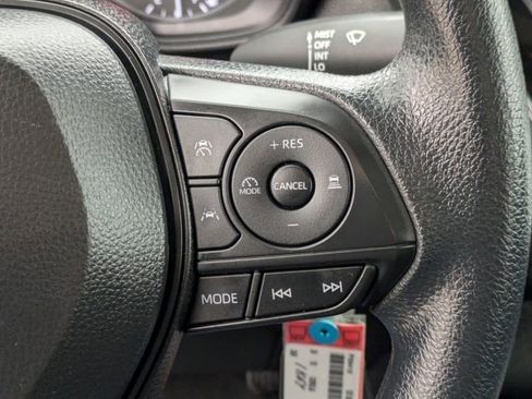 Used 2024 Toyota Corolla LE image 19