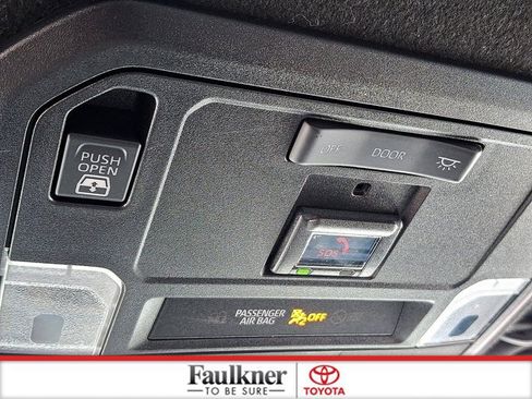 Certified 2025 Toyota 4Runner SR5 AWD/4WD image 24