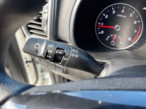 Used 2022 Kia Sportage LX image 23