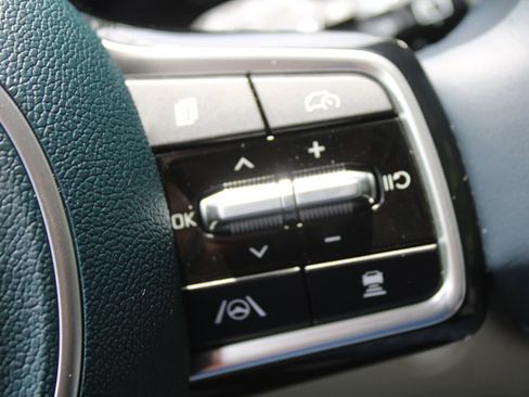 New 2026 Kia Carnival SX FWD image 41