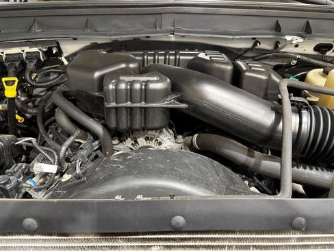 Used 2016 Ford F350 XL w/ Power Equipment Group image 21