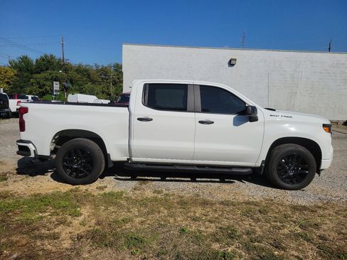 Used 2022 Chevrolet Silverado 1500 Custom w/ Rally Edition AWD/4WD image 12