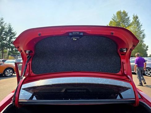 Used 2017 Toyota Corolla LE w/ Carpet Mat Package (TMS) FWD image 56
