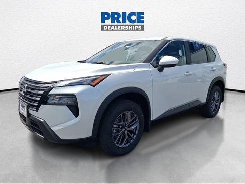 New 2026 Nissan Rogue SV AWD/4WD image 2