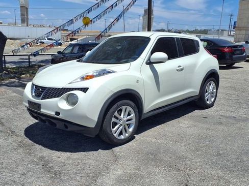 Used 2012 Nissan Juke S image 3