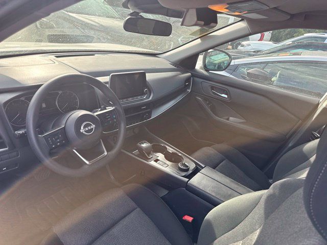 Used 2024 Nissan Rogue SV AWD/4WD image 11
