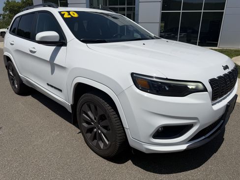 Used 2020 Jeep Cherokee High Altitude AWD/4WD image 4