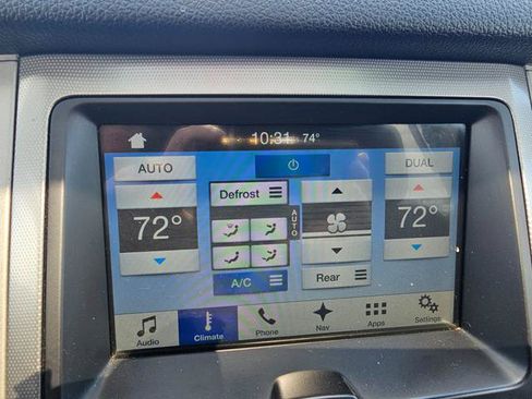 Used 2016 Ford Expedition XLT w/ Equipment Group 202A AWD/4WD image 24