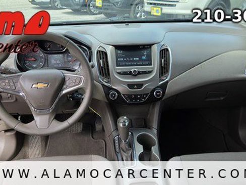 Used 2016 Chevrolet Cruze LT FWD image 33