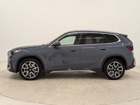 Used 2025 BMW X1 xDrive28i w/ Premium Package AWD/4WD image 2