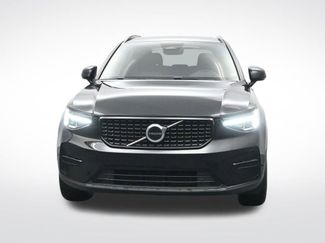 Used 2024 Volvo XC40 B5 Core AWD/4WD video 2