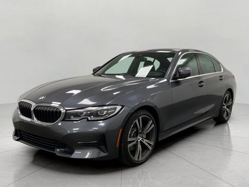 Used 2019 BMW 330i xDrive Sedan w/ Premium Package AWD/4WD image 8