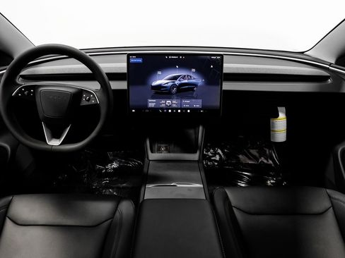 Used 2025 Tesla Model 3 Long Range image 16