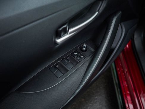 New 2026 Toyota Corolla SE image 17