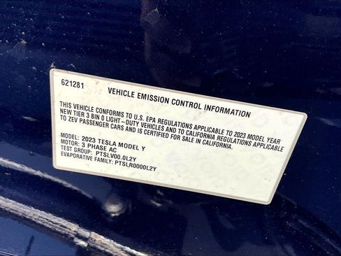 Used 2023 Tesla Model Y Long Range image 29