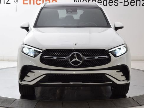 Used 2026 Mercedes-Benz GLC 300 image 9