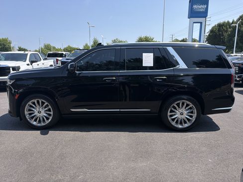 Used 2023 Cadillac Escalade Premium Luxury w/ Performance Package AWD/4WD image 7