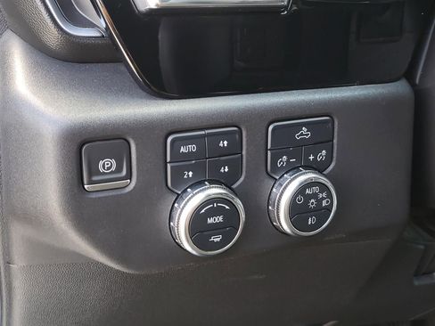 Used 2024 GMC Sierra 1500 Elevation w/ X31 Off-Road Package image 18