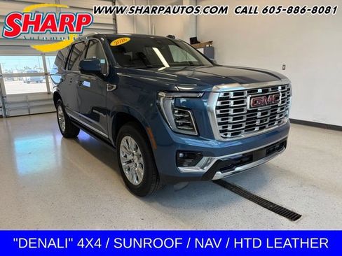 Used 2026 GMC Yukon Denali w/ Sun & Power Step Package AWD/4WD image 1