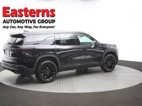 Used 2024 Chevrolet Traverse LS w/ Midnight/Sport Edition FWD image 42