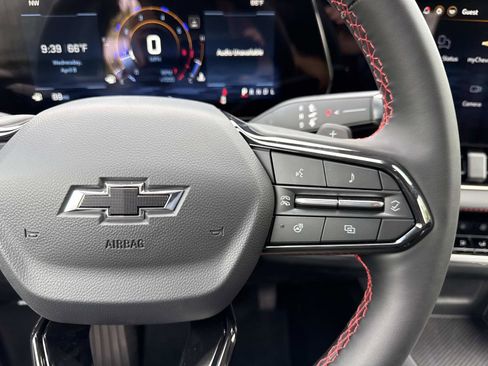 New 2026 Chevrolet Equinox RS w/ Convenience Package III FWD image 16