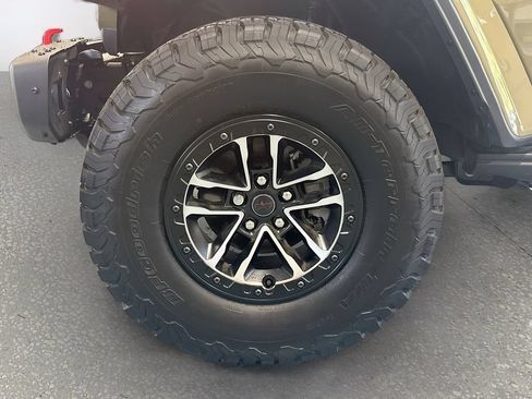 Used 2026 Jeep Wrangler Rubicon AWD/4WD image 27