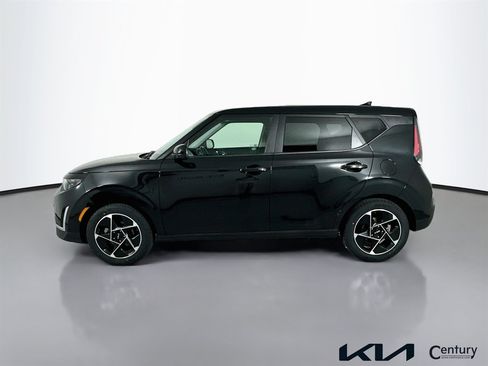 Certified 2023 Kia Soul EX FWD image 8