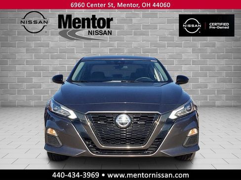 Used 2020 Nissan Altima 2.5 SR image 2