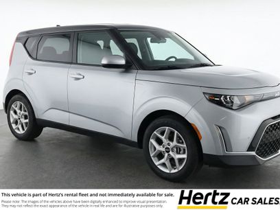 Used 2025 Kia Soul LX w/ LX Technology Package