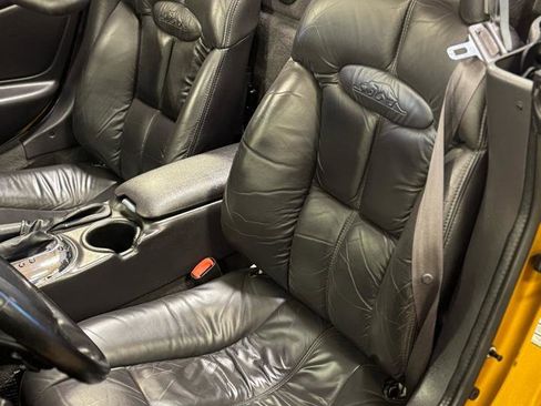 Used 2002 Chrysler Prowler RWD image 12