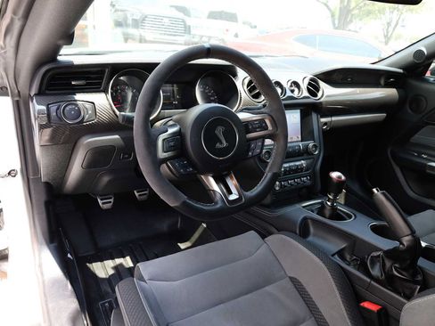 Used 2019 Ford Mustang Shelby GT350 w/ Technology Package RWD image 2