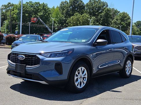 Certified 2023 Ford Escape Active AWD/4WD image 3