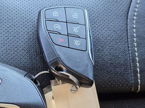 Used 2021 GMC Yukon SLT w/ SLT Premium Package RWD image 28