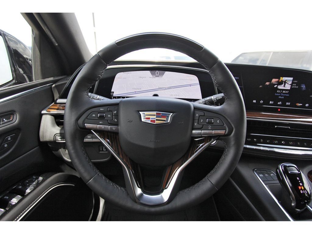 Certified 2023 Cadillac Escalade Premium Luxury AWD/4WD image 15