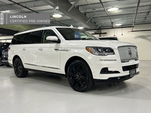 Used 2022 Lincoln Navigator L Reserve AWD/4WD image 1