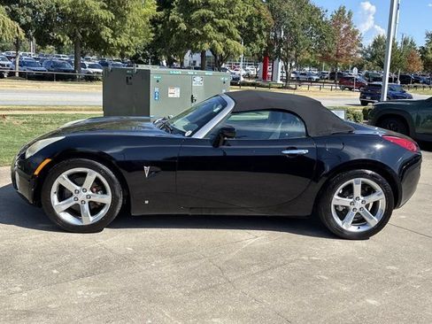Used 2006 Pontiac Solstice Convertible w/ Premium Package RWD image 9
