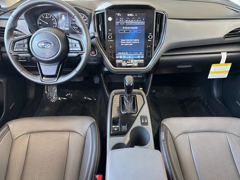 Certified 2025 Subaru Crosstrek 2.5i Limited w/ Crosstrek Mirror Package image 15