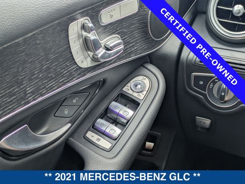 Used 2021 Mercedes-Benz GLC 300 4MATIC image 26