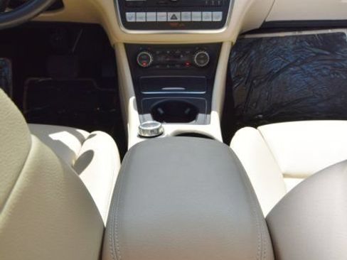 Used 2019 Mercedes-Benz GLA 250 4MATIC image 29