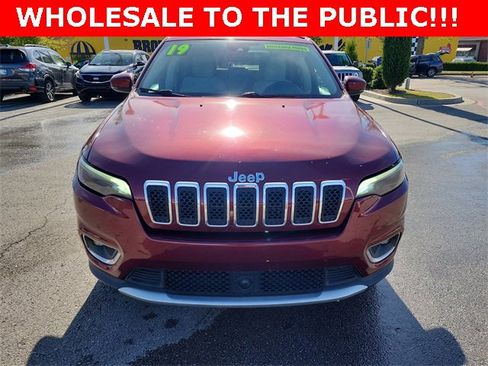 Used 2019 Jeep Cherokee Limited w/ Luxury Group image 8