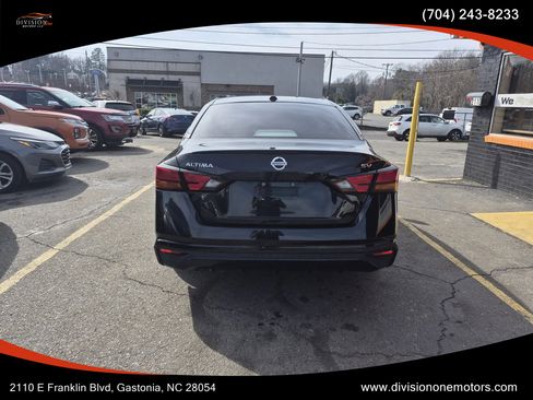 Used 2022 Nissan Altima 2.5 SV image 4