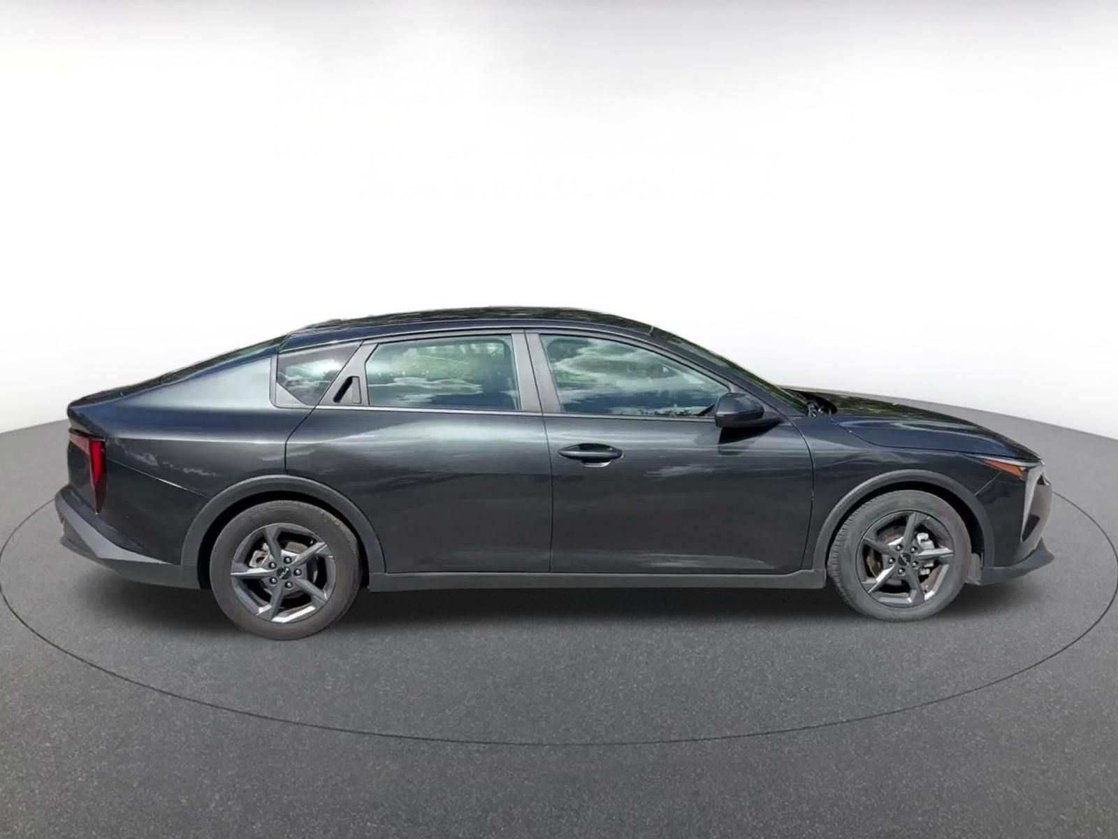 Used 2025 Kia K4 FWD image 15