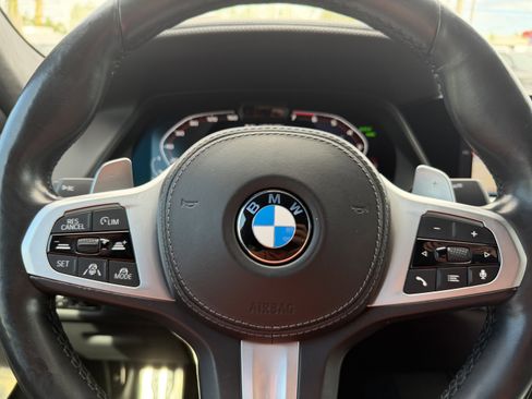 Used 2022 BMW X6 M50i w/ Executive Package image 31