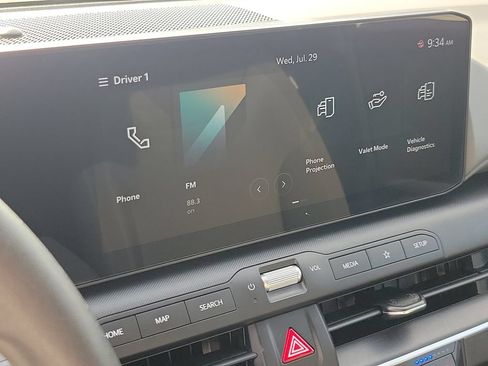 Used 2025 Kia K4 FWD image 23