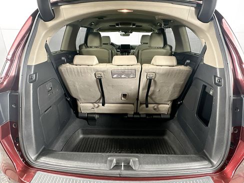 Used 2018 Honda Odyssey Touring image 30