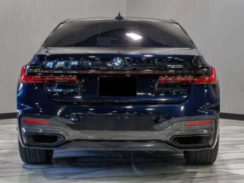 Used 2022 BMW 750i xDrive w/ Luxury Rear Seating Package AWD/4WD image 15
