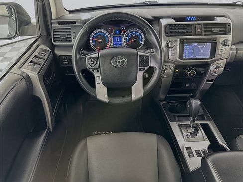 Used 2019 Toyota 4Runner SR5 Premium image 24